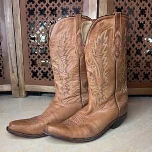 Ladies Old West Leather Cowboy Boots Light Brown size 11.